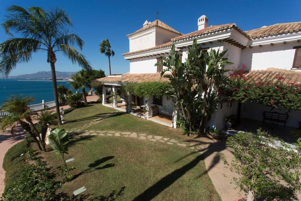 Andalusian Villa On The Sea And The Bay Of Malaga — Photos 3